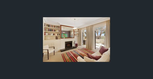 Pet Friendly Family Home In a Quiet Location With a Private Entertaining Area And Pool - Photo 1