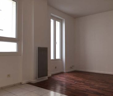 Location Appartement 1 pièce 21m² - Photo 3