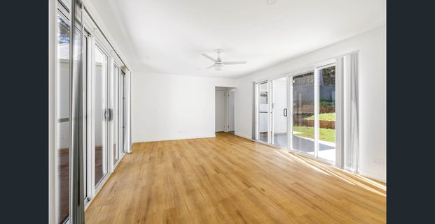 Modern 3 Bed + Ensuite - Photo 1