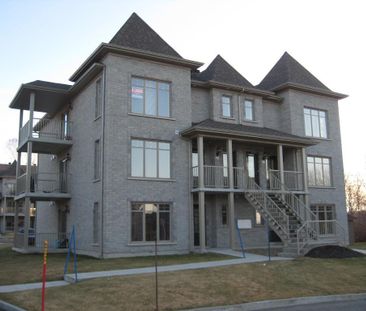 St-Romuald, 4½ à louer, 1er étage, disponible le 1er février 2026 - Photo 1