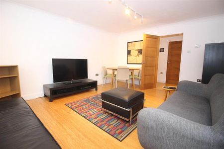 2 bedroom apartment to rent - Photo 3