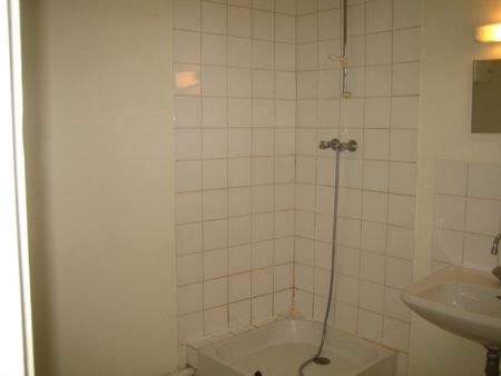 A LOUER ANGERS CENTRE VILLE - T1 SITUE 72 RUE BAUDRIERE ... - Photo 5