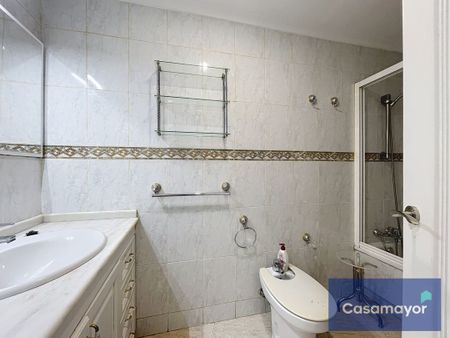 Piso de alquiler en Carrer Pintor Velazquez, 59, Mercado - Photo 4