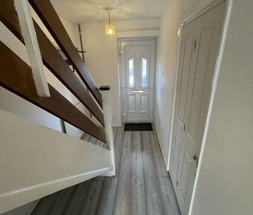 2 Bed Terraced House, The Meadows, NG2 - Photo 3