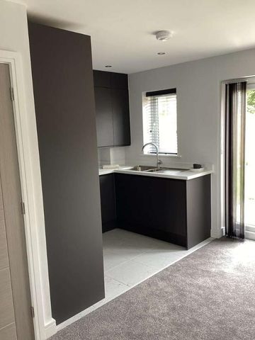 Olympus Close, Auckley, DN9 - Photo 3