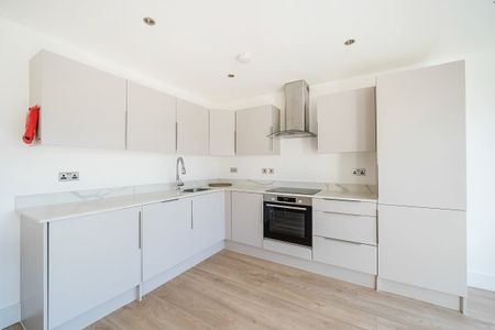 2 bedroom flat to rent - Photo 5