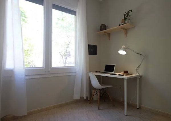 Carrer de la Indústria, Barcelona, Catalonia 08025