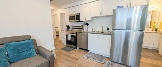 4263 Fourth Ave - #611 | 4263 Fourth Ave -, Niagara Falls - Photo 1