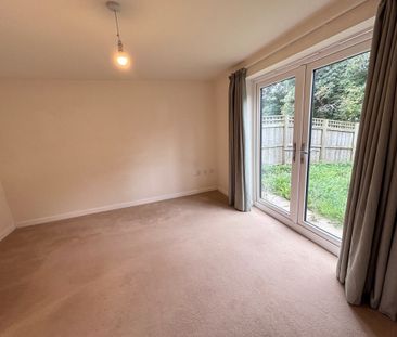 Canister Close, Hull - Photo 2