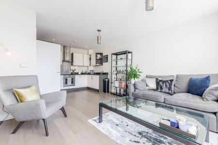 2 Bed Flat, Bollo Lane, W4 - Photo 4