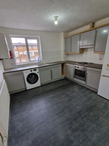 2 Bed Flat, Stretford Road, M15 - Photo 5