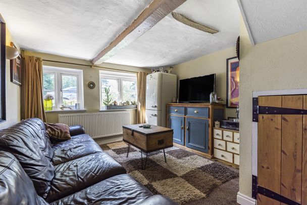 Rainbow Cottage, Reading, RG31 7QJ - Photo 1