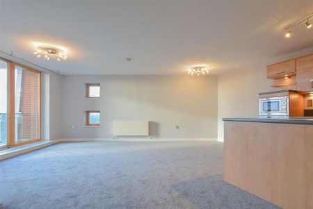 Richmond Hill Gate, Richmond Hill, BH2 - Photo 4