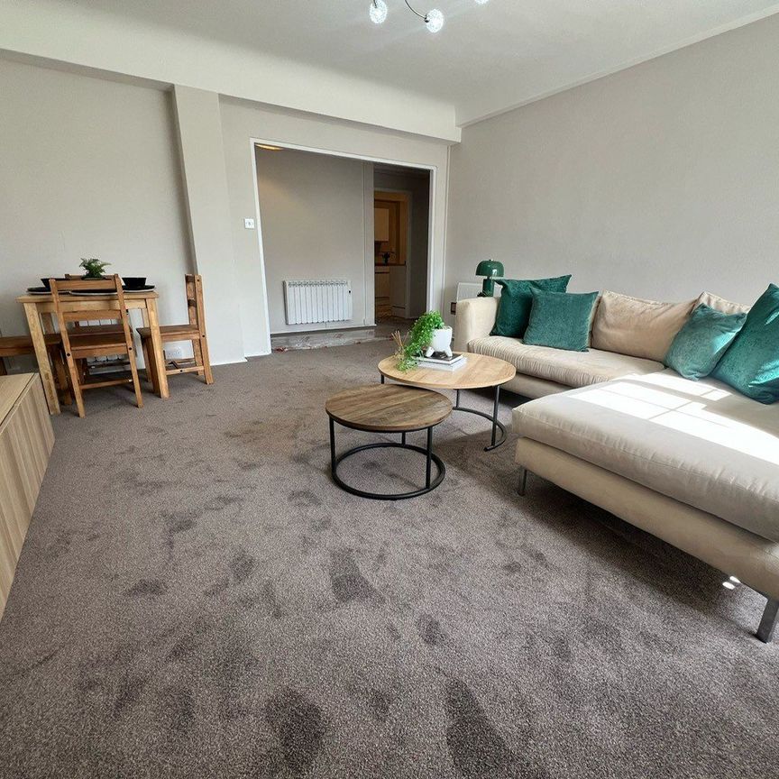 3 bedroom apartment to rent - Photo 1