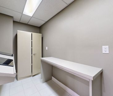 For Lease - 8 Elliotwood Court, Toronto, Ontario - Photo 2