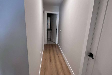 16632 18A Avenue, Surrey - Photo 2