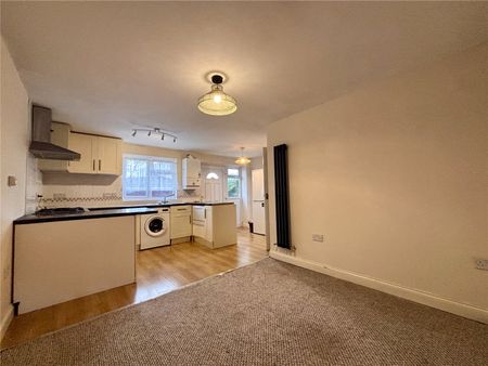 Abbey Road, Basingstoke, Hampshire, RG24 - Photo 5