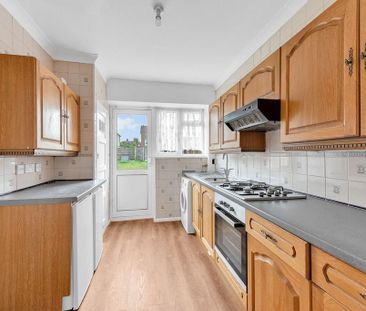 3 bedroom terraced house to rent - Photo 5