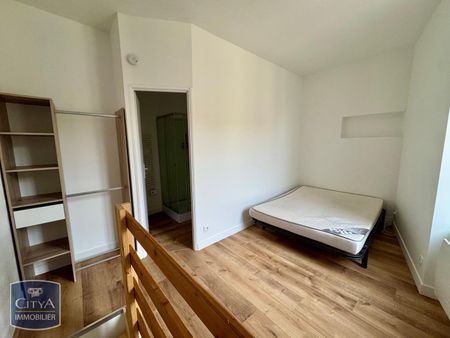 Location Appartement 2 pièces 23m² POITIERS 86000 - Photo 2