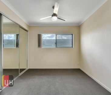 MODERN & AIR CONDITIONED UNIT WITH BIG BREEZY BALCONY - Photo 3