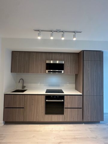 For Lease - 120 Broadway Avenue Unit# 1001, Toronto, Ontario - Photo 2