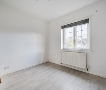 4 bedroom detached house to rent - Photo 6