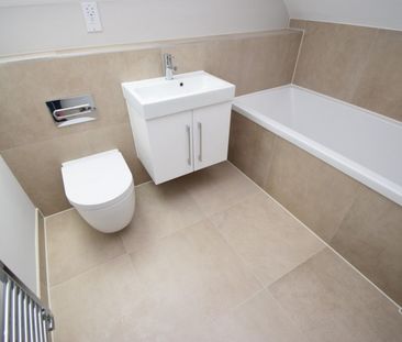 Pitchers Yard, 25a Summers Road, Burnham,SL1 - Photo 6