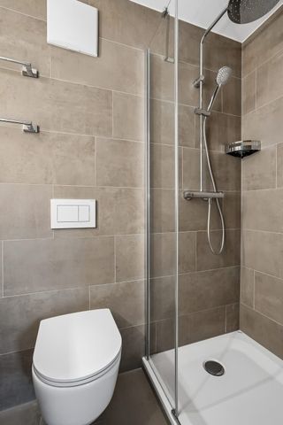 5.5 Zimmer, 104 m², 1. Stock - Photo 4