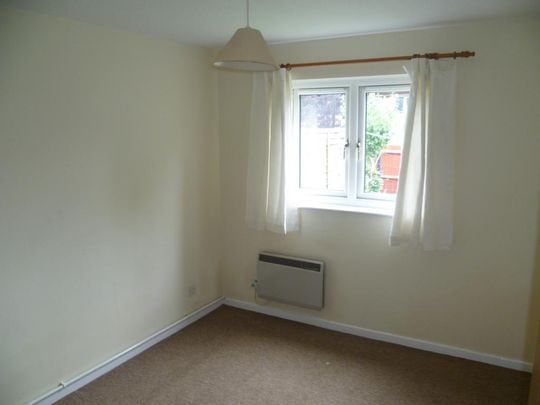 1 bedroom ground floor maisonette to rent - Photo 1
