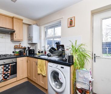 2 bedroom terraced house to rent - Photo 6