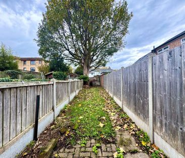 2 bedroom terraced house to rent - Photo 5