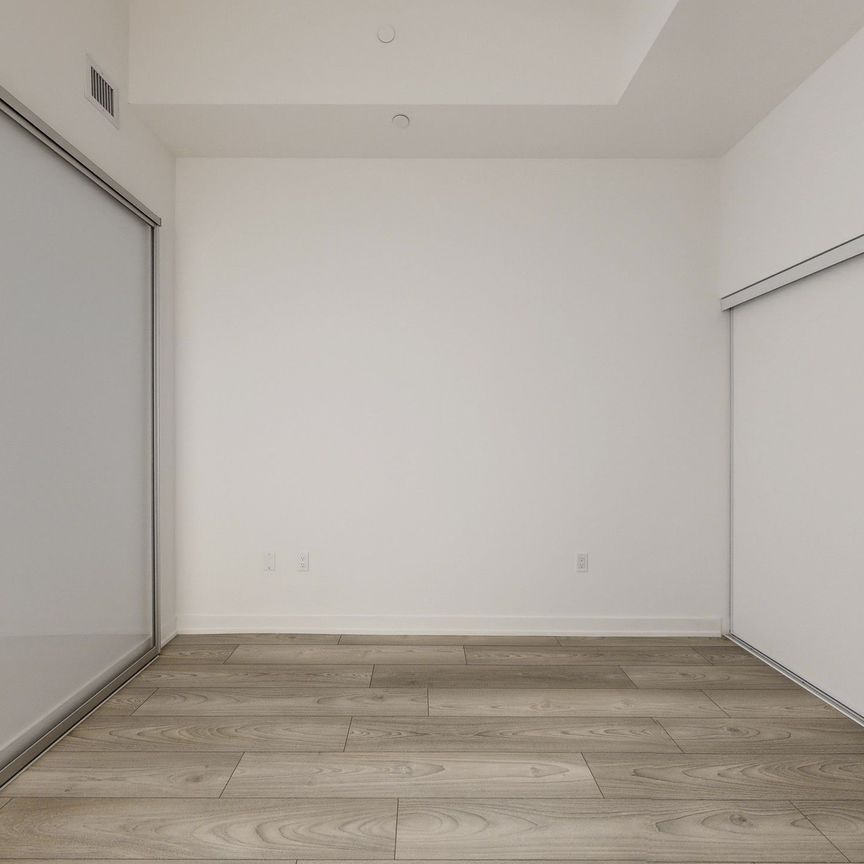 For Lease - 110 Broadway Avenue Unit# 411, Toronto, Ontario - Photo 1