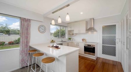 Two bedroom home in Sunnyhill - Photo 4