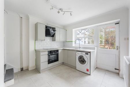 3 bedroom terraced house to rent - Photo 4