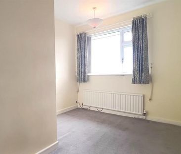 3 bedroom detached house to rent - Photo 5