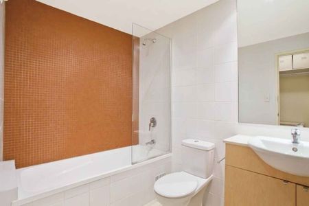 132/25-33 Allen Street Waterloo - Photo 4