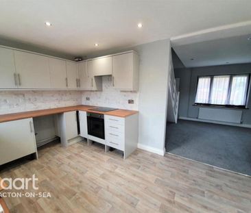 2 bedroom semi-detached house to rent - Photo 5