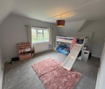 2 bedroom end of terrace house to rent - Photo 1
