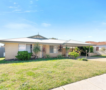 Gorgeous 4 x 2 Home ! - Photo 6