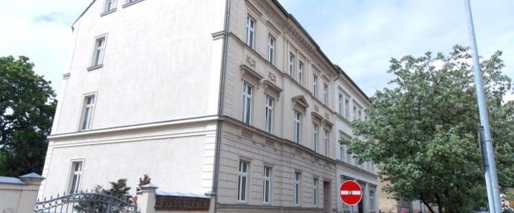 Zentrumsnah mit Balkon - Photo 1