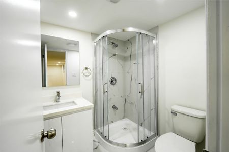 For Lease - 243 Ruggles Avenue Unit# Bsmt #1, Richmond Hill, Ontario - Photo 4