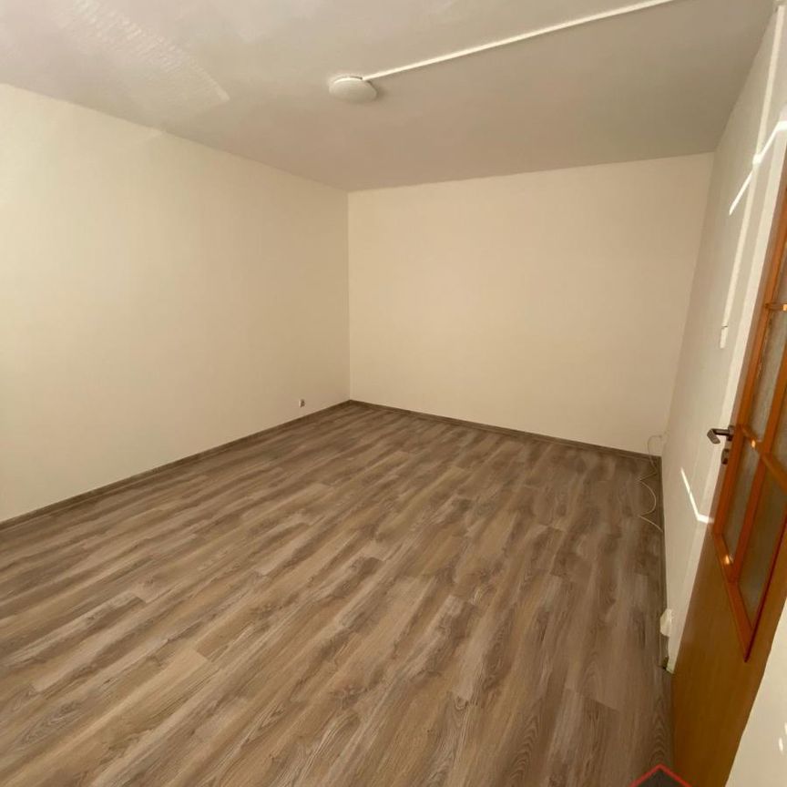 Pronájem bytu 2+1 54 m² - Фото 1