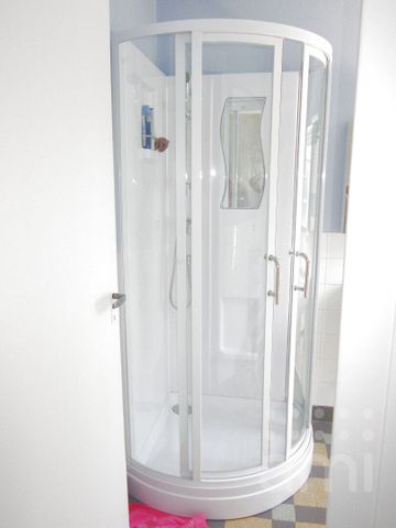 MAISON TYPE IV - BONNES PROCHE CHAUVIGNY - Photo 4