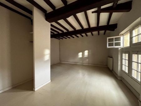 Location Appartement 3 pièces 74m² AIRE SUR L ADOUR 40800 - Photo 3