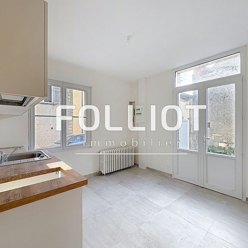 Maison Bayeux 3 pièce(s) 60.10 m2 - Photo 1