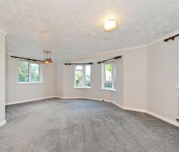 3 bedroom detached bungalow to rent - Photo 4