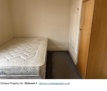 3 bedroom flat to rent - Photo 5