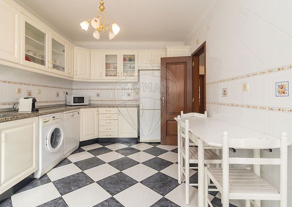 Moradia T4 em Setúbal