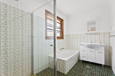 13 Georgina Ave - Photo 4