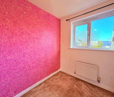 Everside Drive, M8 - Photo 3